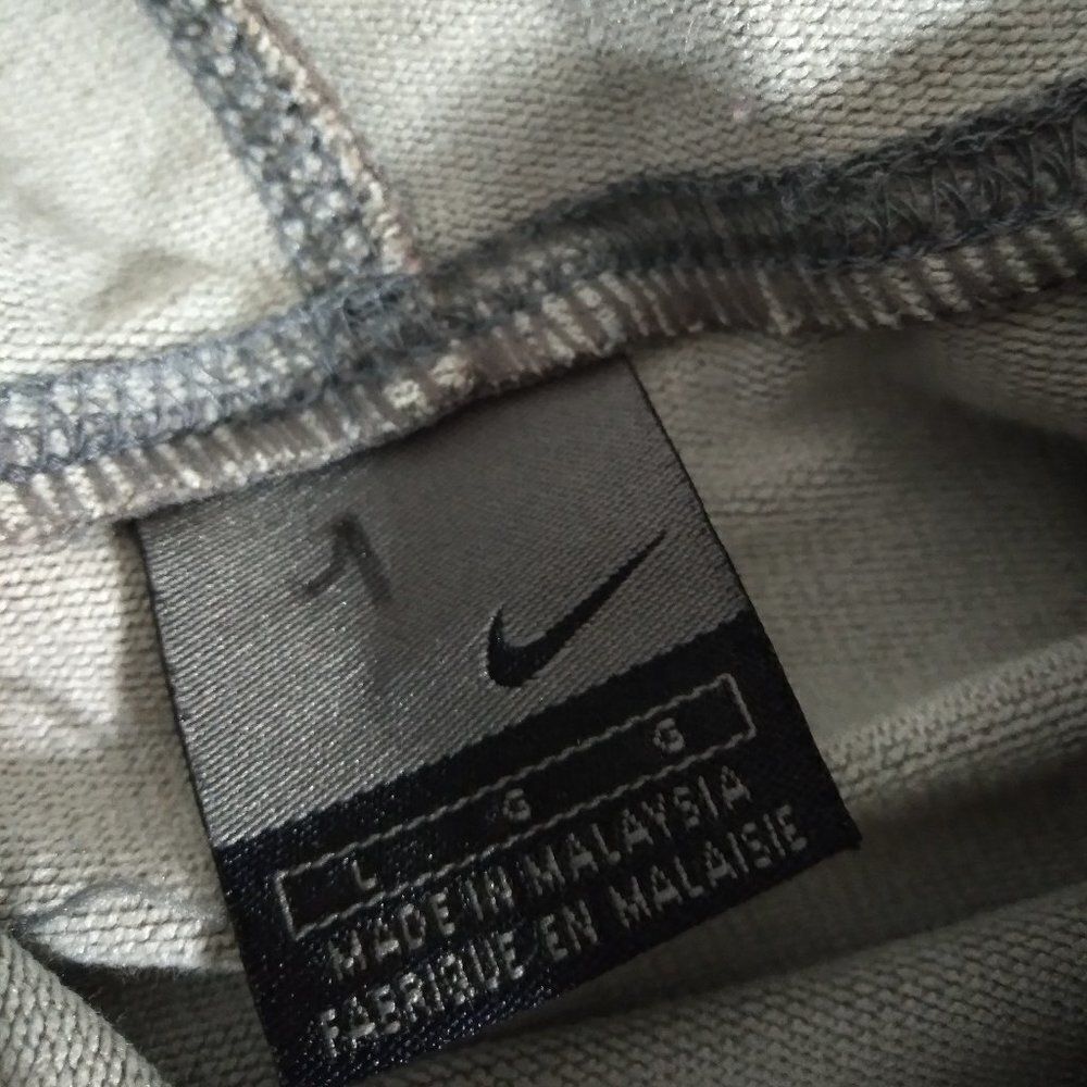 Vintage Nike Track TS003 Logo Hoodie Sweatshirt - Picture 4 of 9